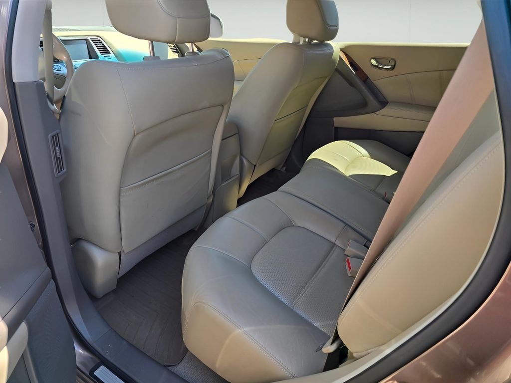 Used 2014 Tinted Bronze Metallic Nissan LE image 12