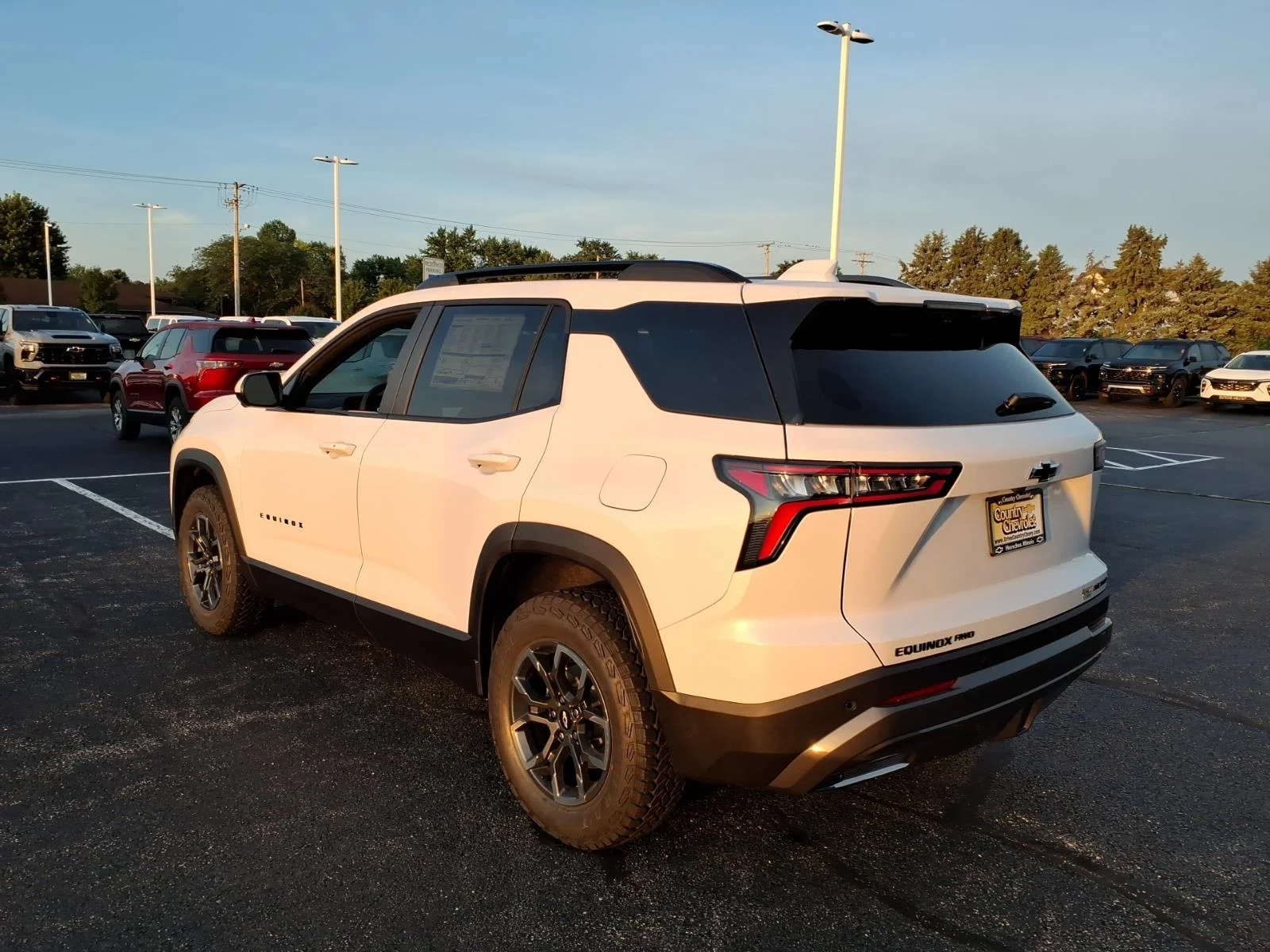 2027 Chevrolet Equinox ACTIV - Photo 2