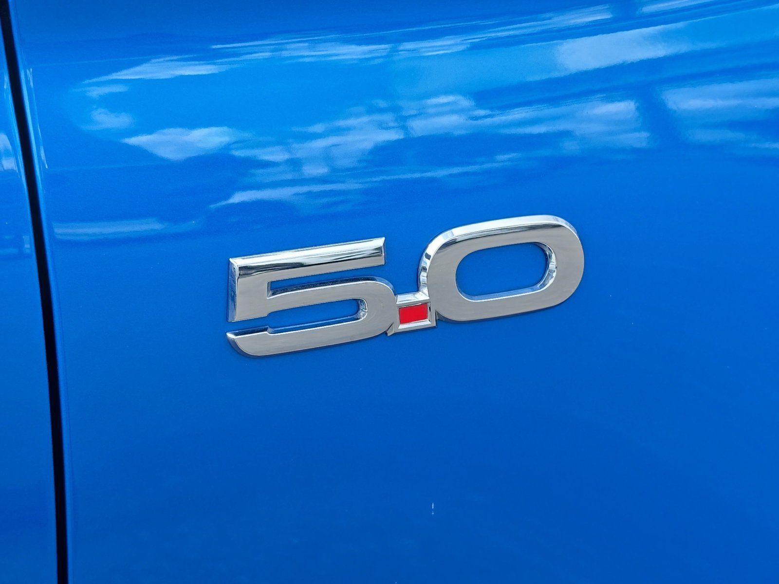 Used 2019 Blue Metallic Ford GT Premium image 6