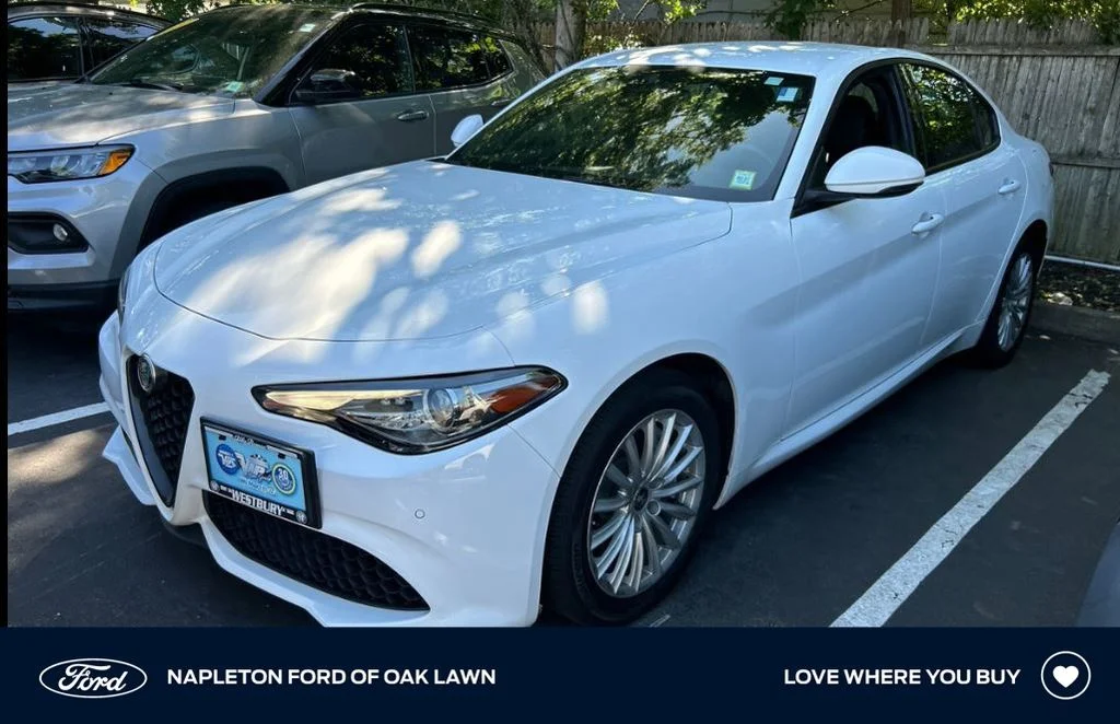 2022 Alfa Romeo Giulia 2.0 Auto AWD's photo