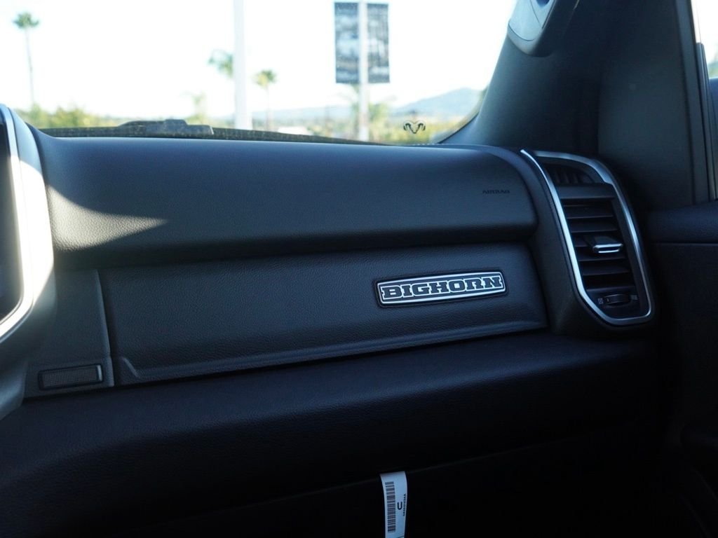 New 2026 Mojito Clear-Coat Exterior Paint Jeep 4-Door Sport S image 2