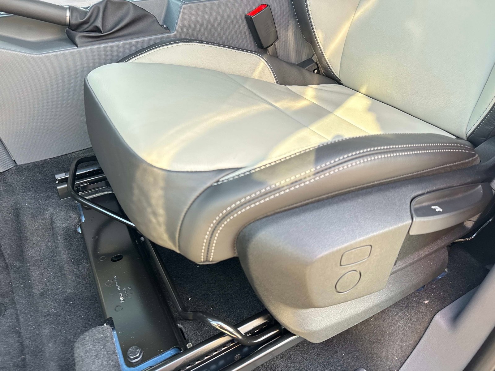 New 2025 Shale Blue Metallic INEOS Fieldmaster Edition image 16