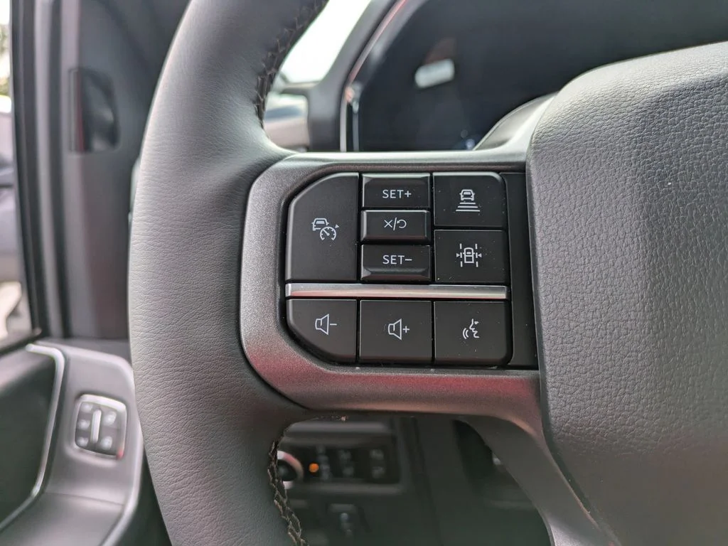 New 2026 Agate Black Metallic Ford Lariat image 29