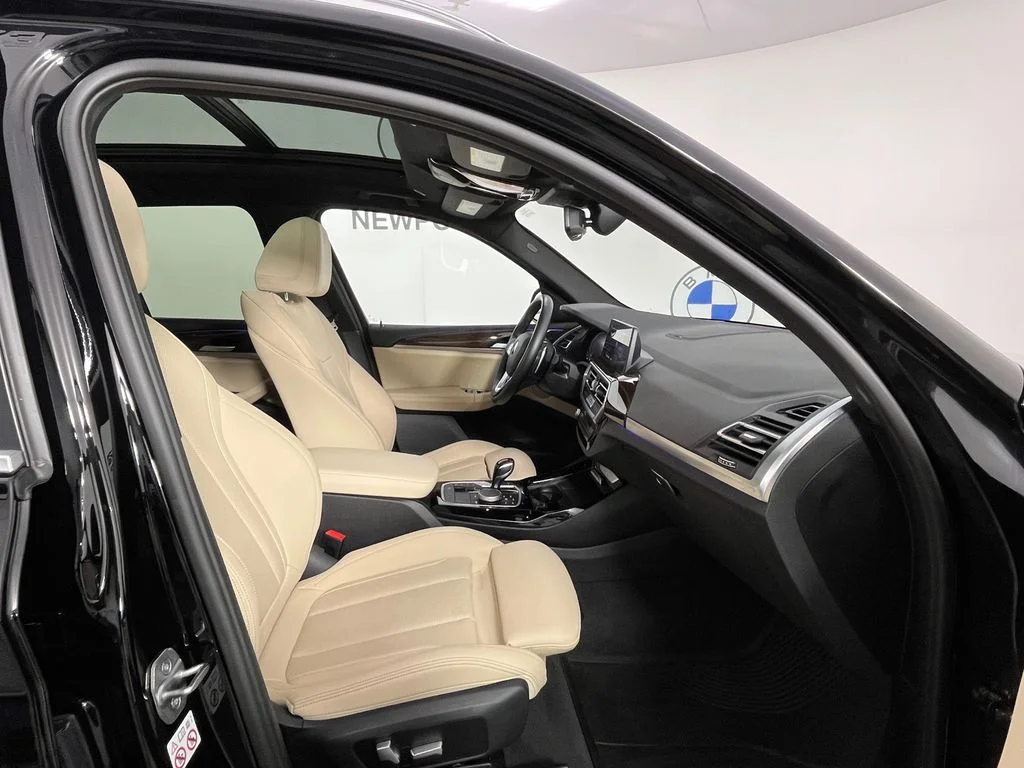 Used 2023 Black BMW xDrive30i image 23