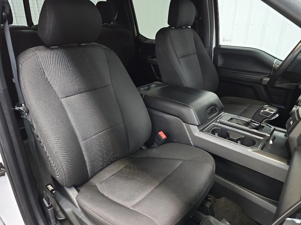 Used 2020 Oxford White Ford XLT image 15