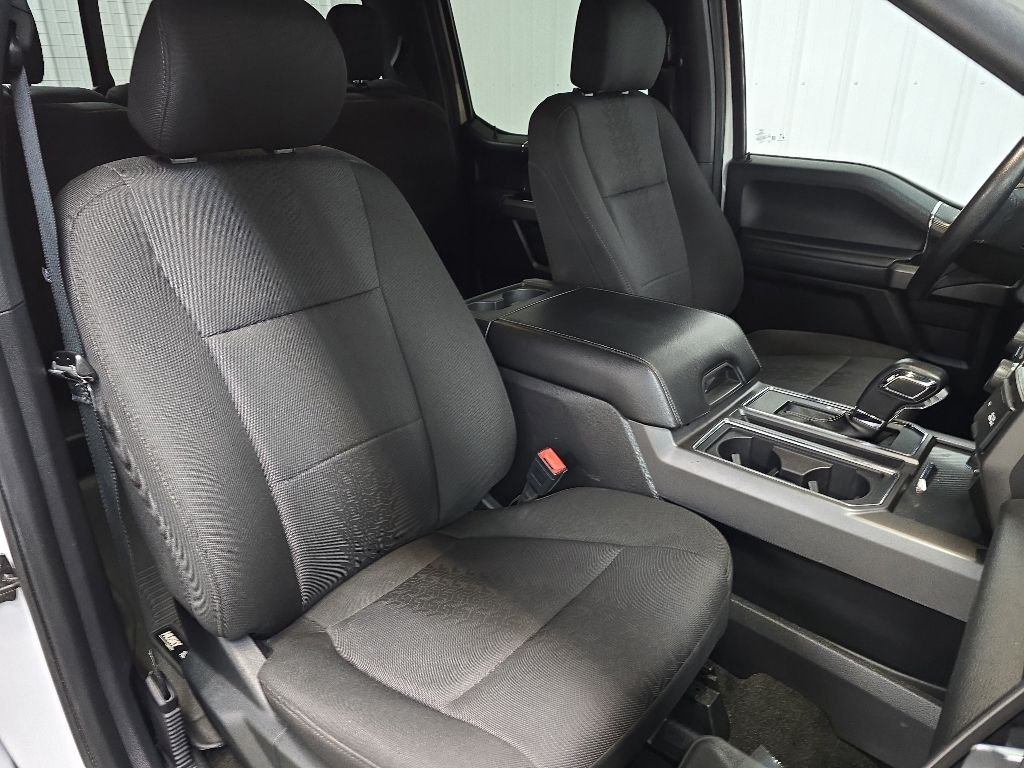 Used 2020 Oxford White Ford XLT image 15