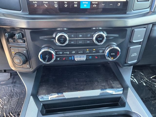 Used 2024 Blue Ford Lariat image 16