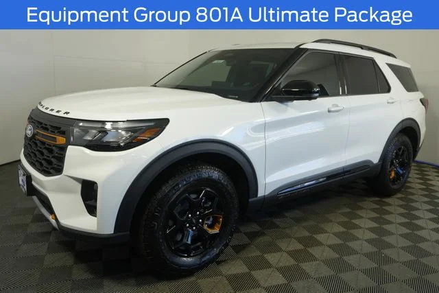 New 2027 Star White Metallic Tri-Coat Ford Tremor® image 4