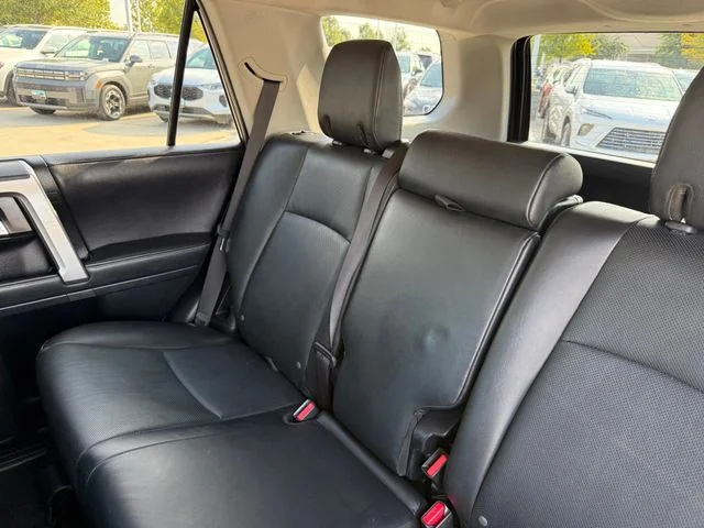 Certified Used 2020 MAGNETIC GRAY MET. Toyota Limited image 33