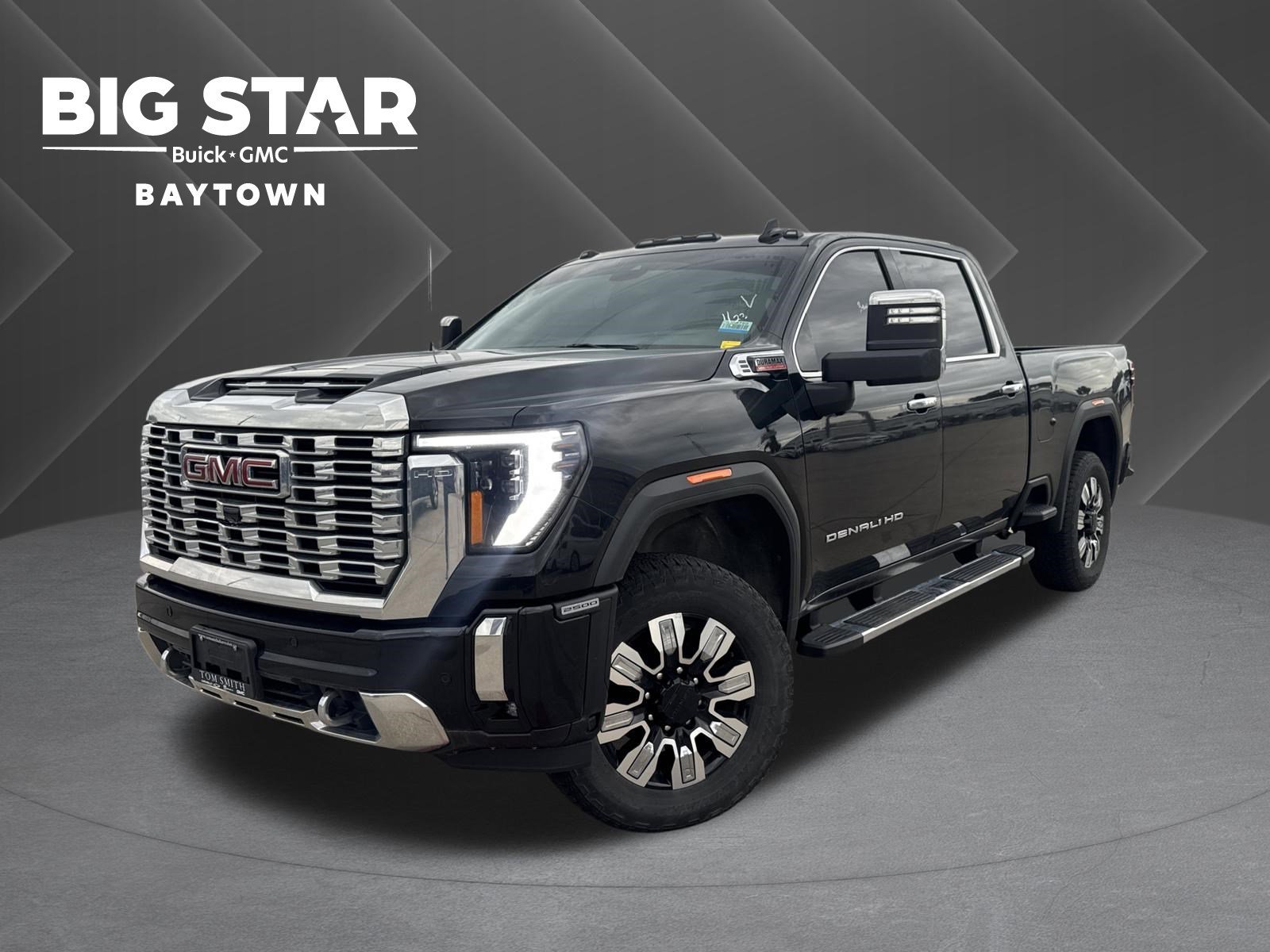 2024 GMC Sierra Denali 4WD Crew Cab Standard Box's photo
