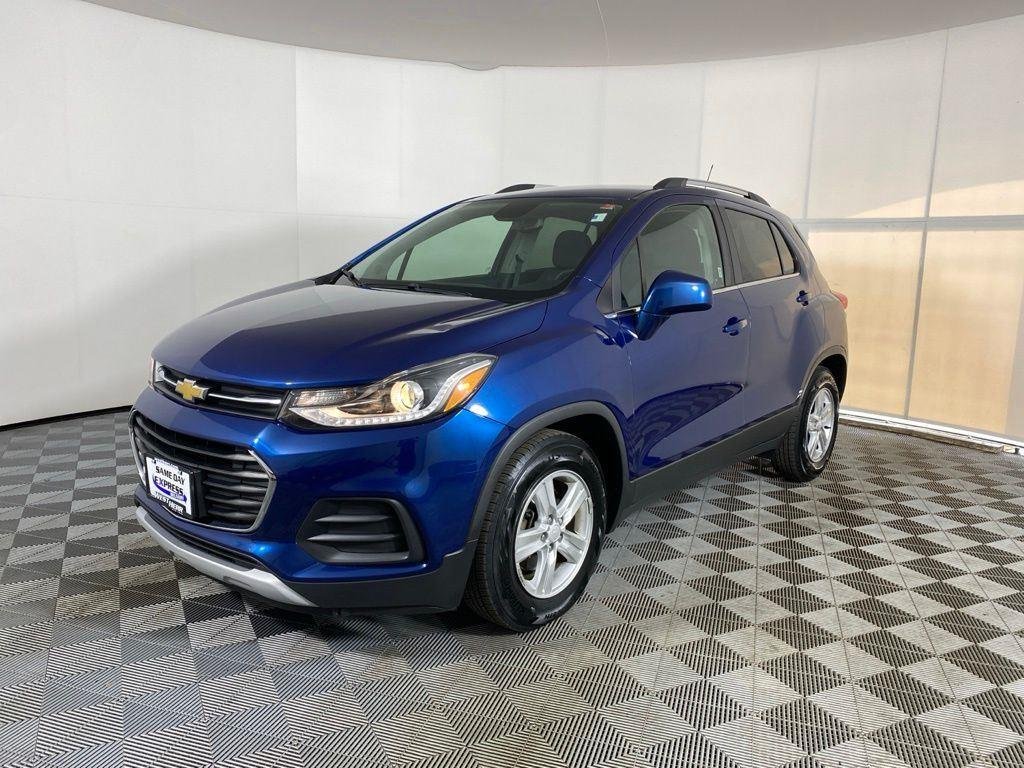 Used 2020 Pacific Blue Metallic Chevrolet LT image 5