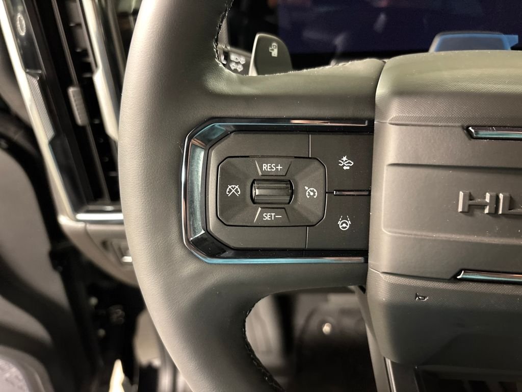 Used 2026 Black GMC 2X image 36
