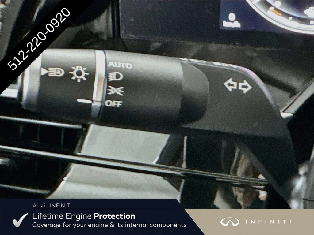 New 2027 Silver INFINITI LUXE image 13