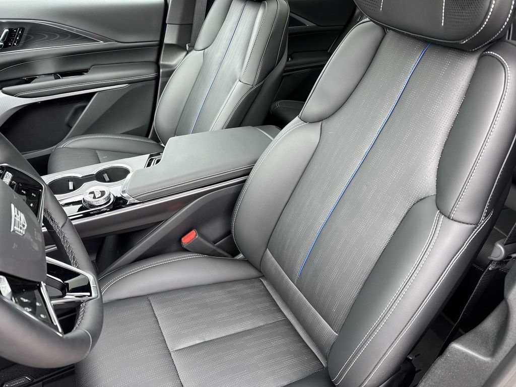 2026 Cadillac LYRIQ Premium Sport - Photo 12