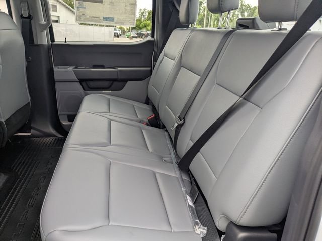 New 2026 Oxford White Ford F-250® XL image 13