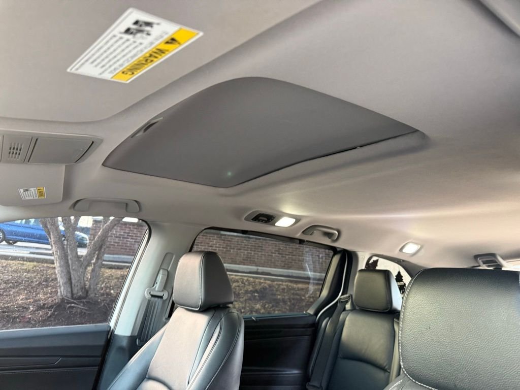 2024 Honda Odyssey EX-L - Photo 21