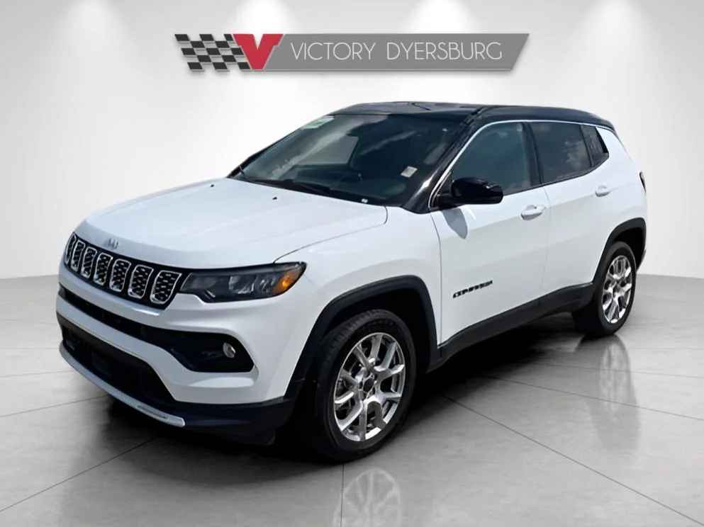 Used 2025 White Jeep Limited image 4
