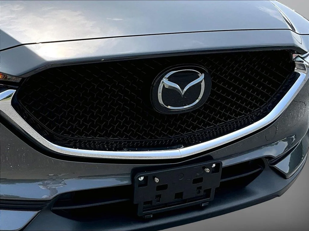 Used 2021 Machine Gray Mazda Grand Touring image 33
