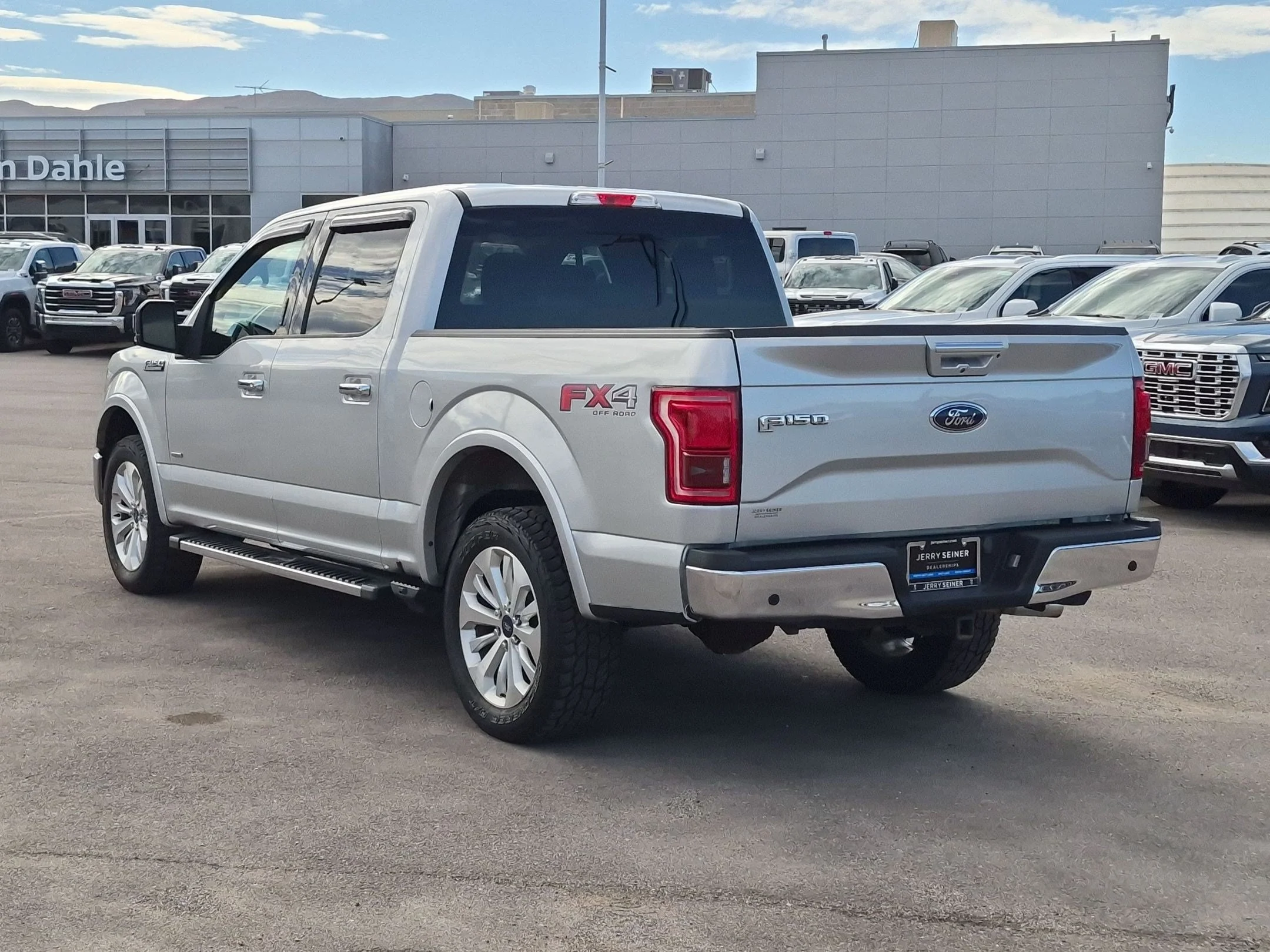 Used 2015 Ingot Silver Ford Lariat image 3