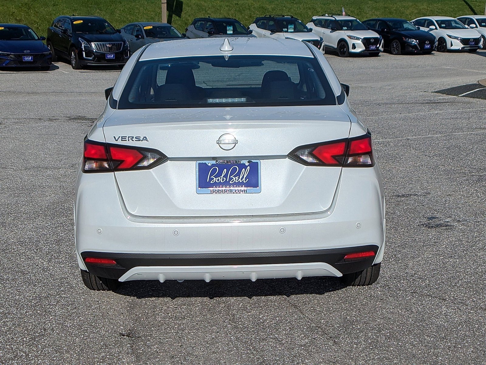2025 Nissan Versa Sedan SV - Photo 25