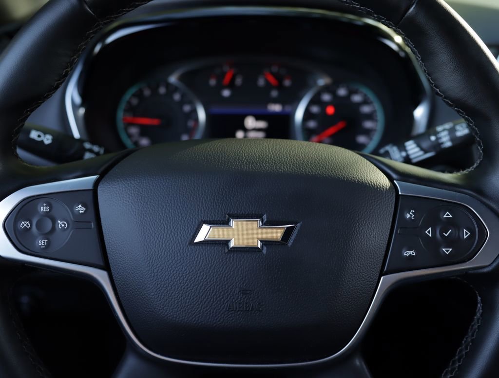 Used 2023 Northsky Blue Metallic Chevrolet LT Cloth image 10
