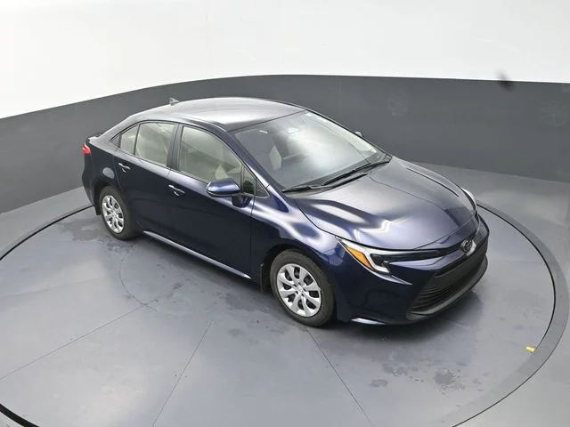 Used 2026  Toyota LE image 22
