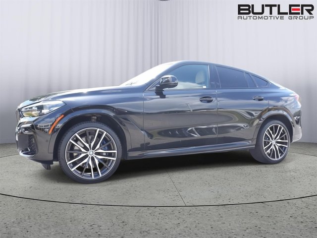 2022 BMW X6 M50i