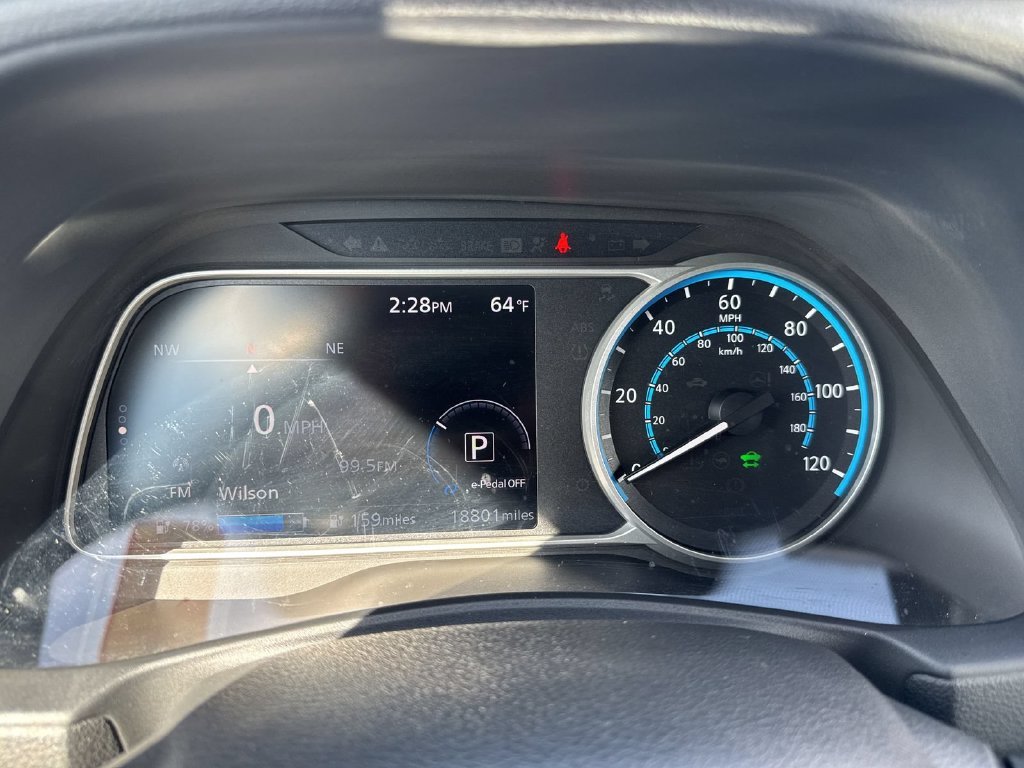 Used 2021 Gray Nissan SV Plus image 9
