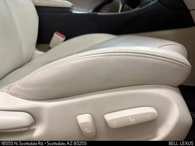 Used 2010 Red Lexus 350 C image 27