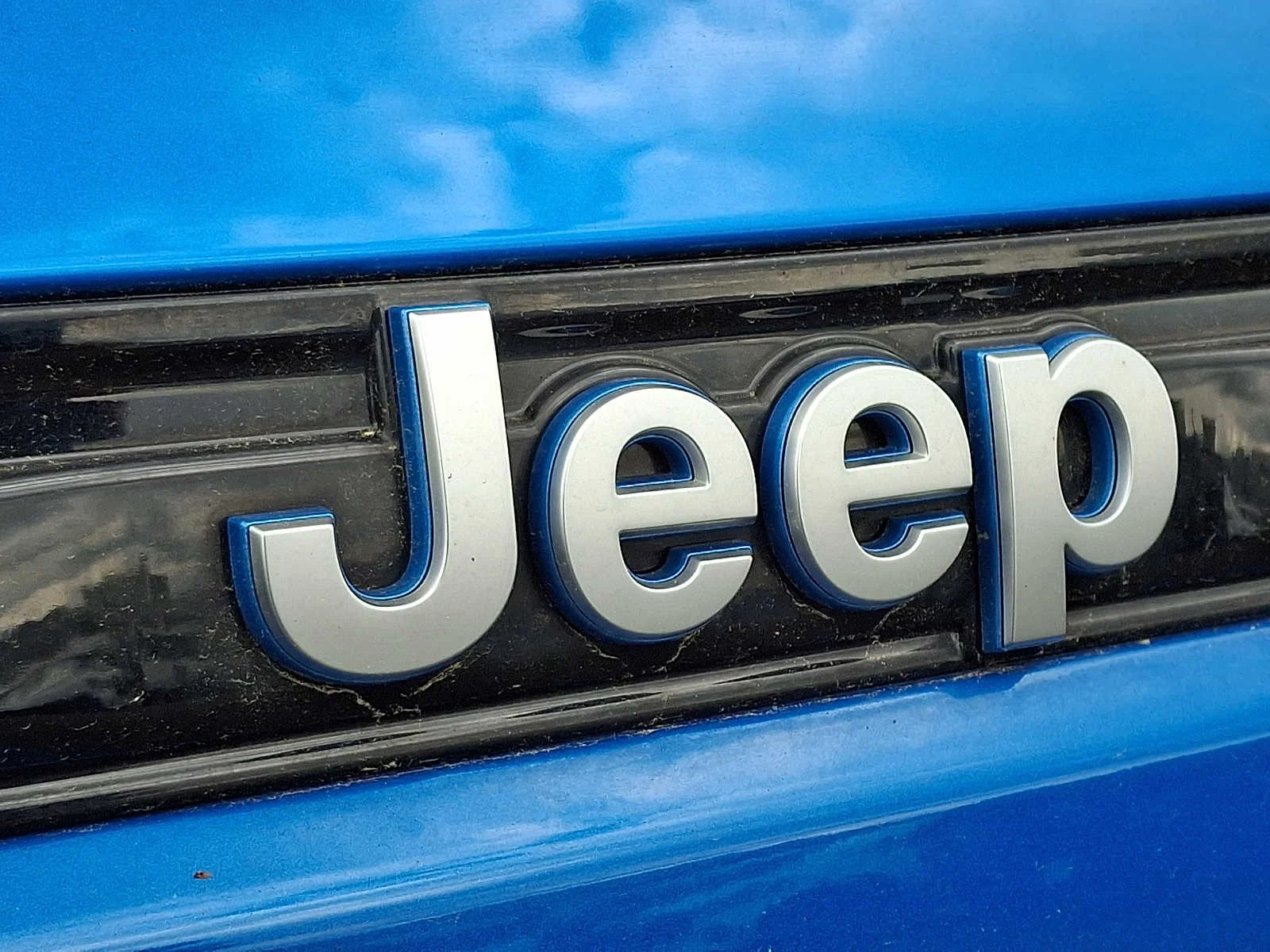 Used 2023 Hydro Blue Pearlcoat Jeep Summit Reserve image 31