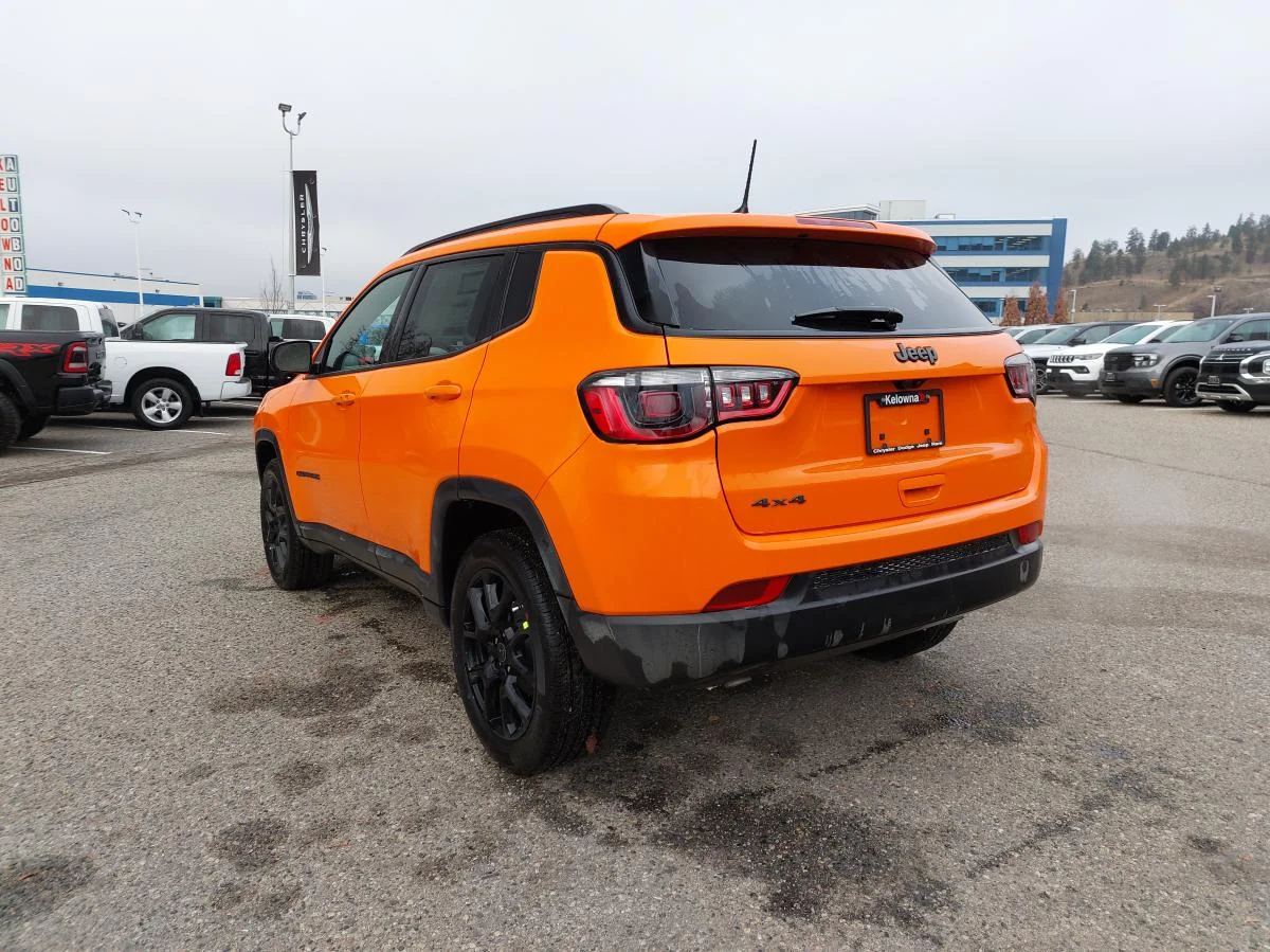New 2026 joose (pl4) Jeep North 4x4 image 8