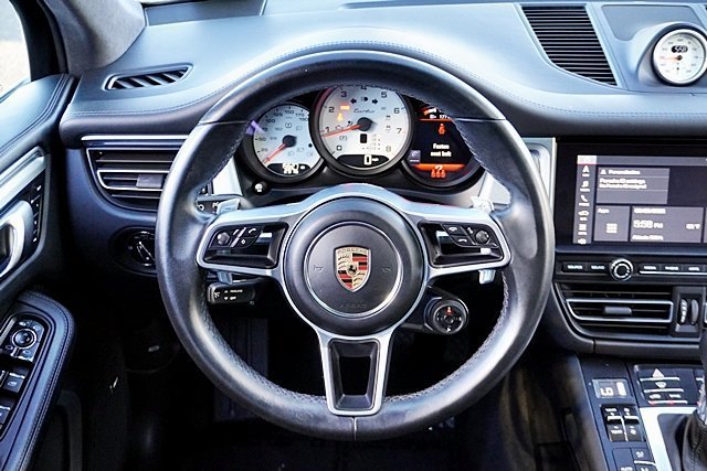 Used 2021 Beige Porsche Turbo image 29