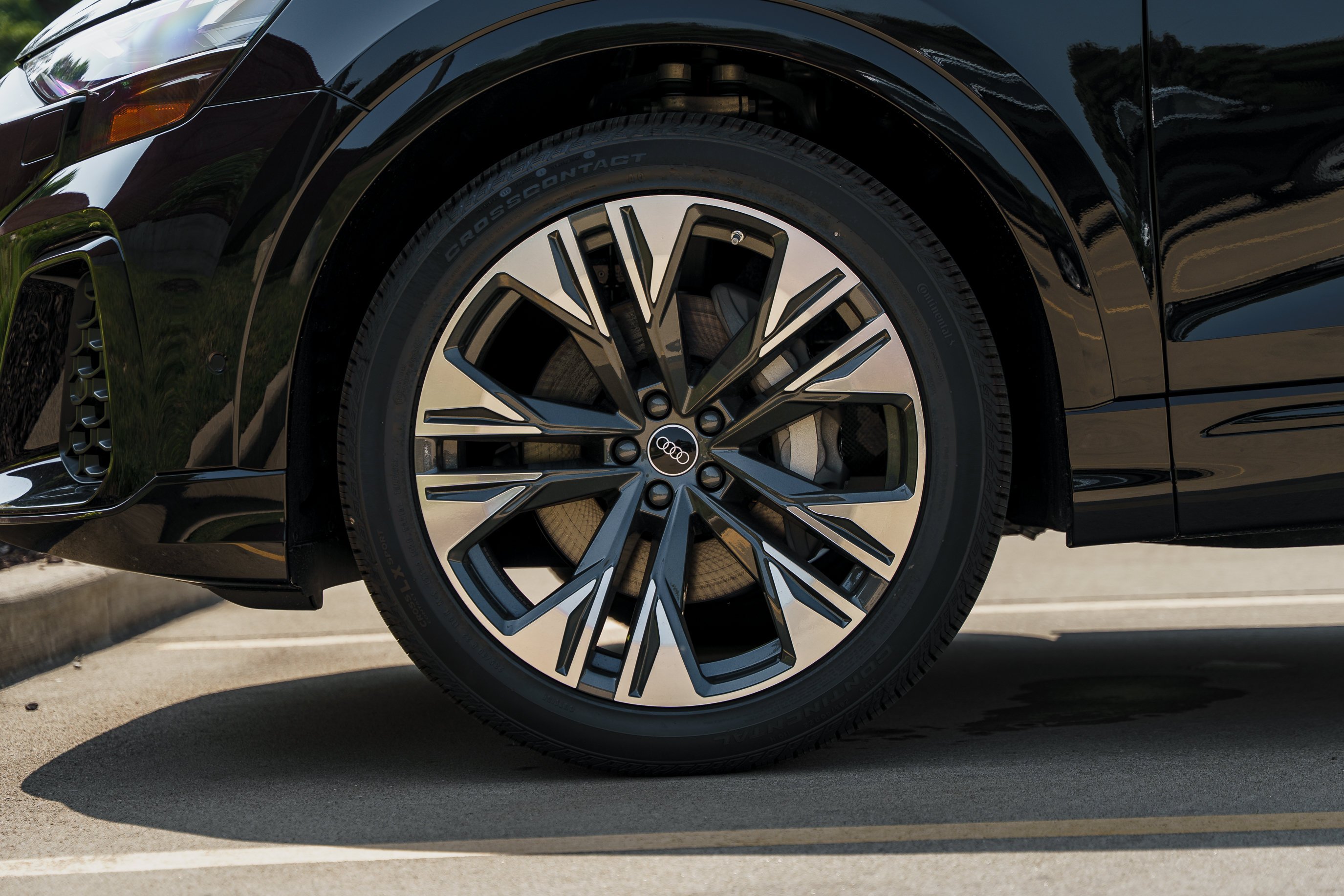 New 2026 MYTHOS BLACK Audi Prestige image 29