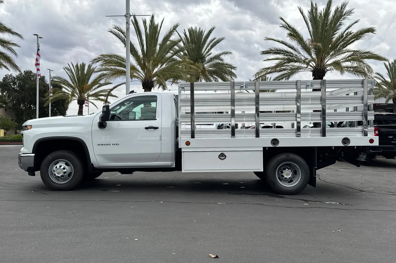 2026 Chevrolet Silverado 3500 HD Chassis Cab Work Truck view 6