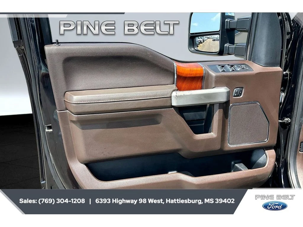 Used 2019 Agate Black Metallic Ford King Ranch image 18