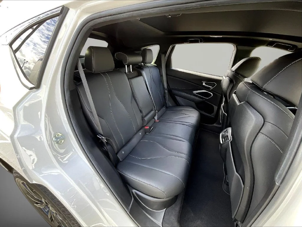 Certified Used 2025 Platinum White Pearl Acura Base image 24
