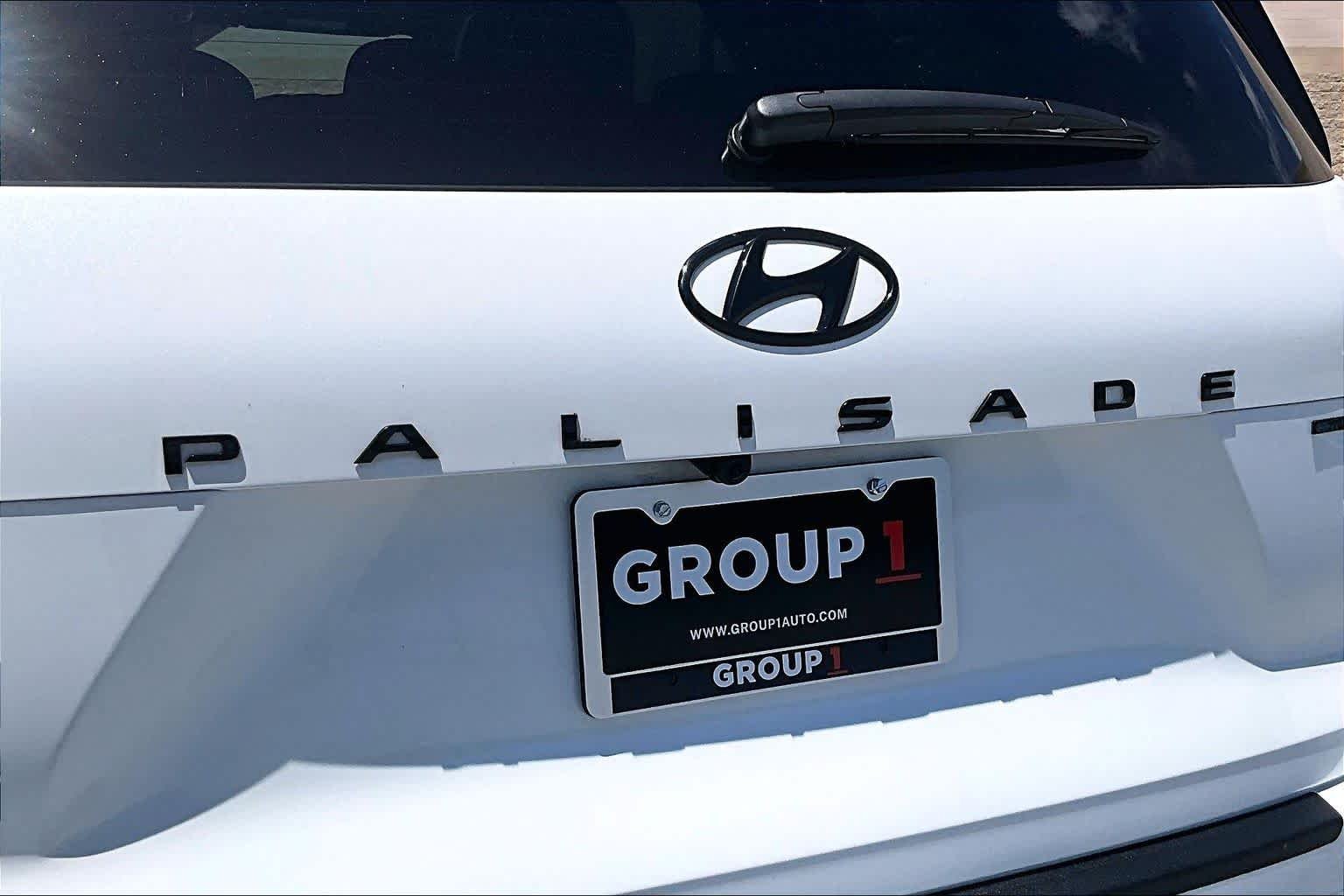 Used 2024 Hyper White Hyundai Calligraphy Night Edition image 10