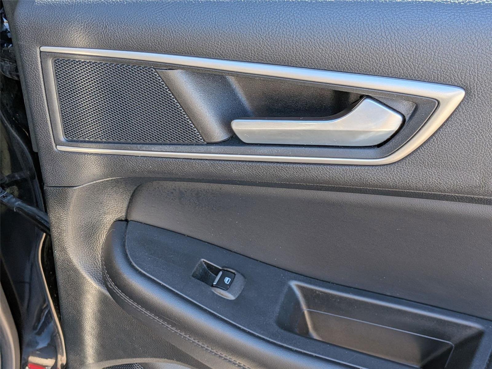 Used 2023 Agate Black Metallic Ford SEL image 32