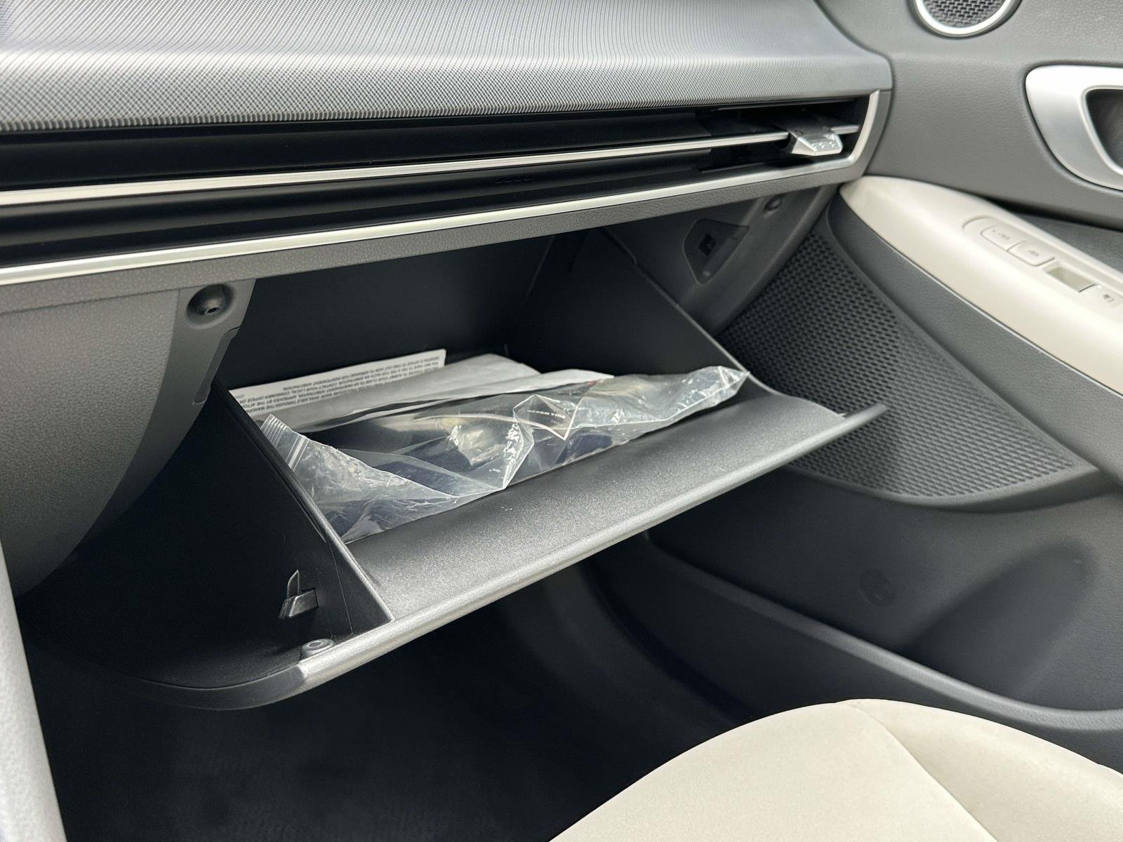Certified Used 2025 White Hyundai SEL image 41