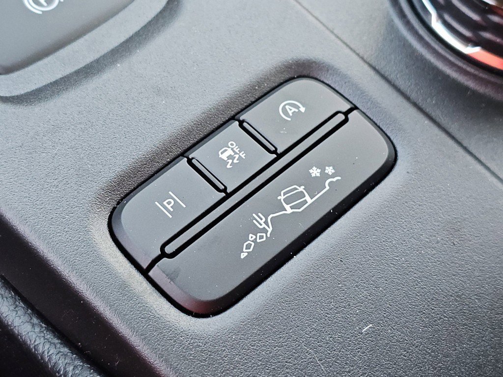 New 2025 Desert Sand Ford LARIAT image 11