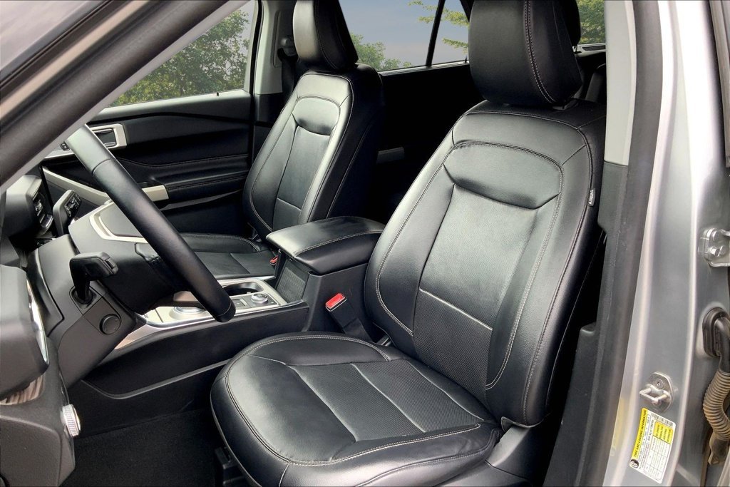 Used 2021 Silver Ford Limited image 20