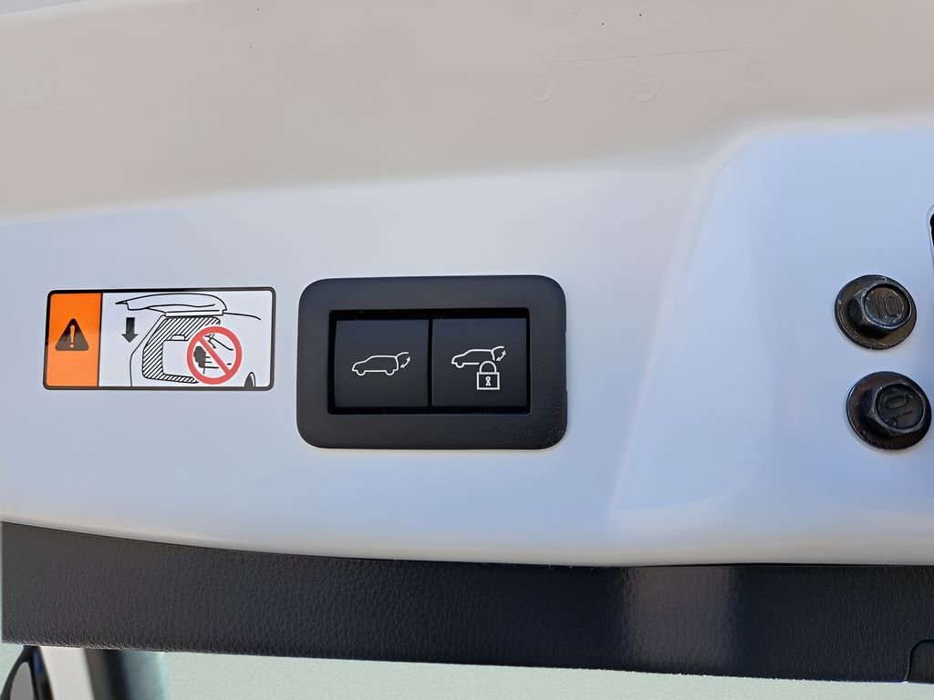 2026 Toyota Prius Limited - Photo 7
