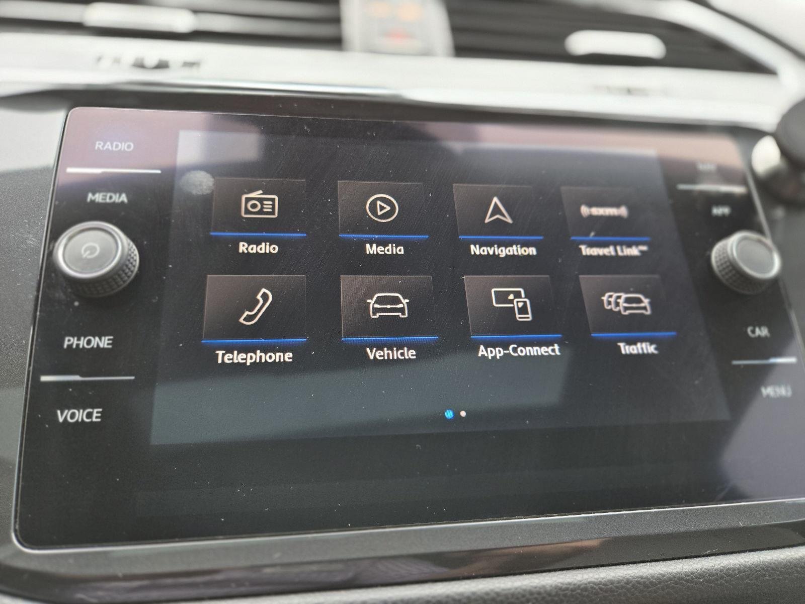 Used 2020 Deep Black Pearl Volkswagen SEL image 30