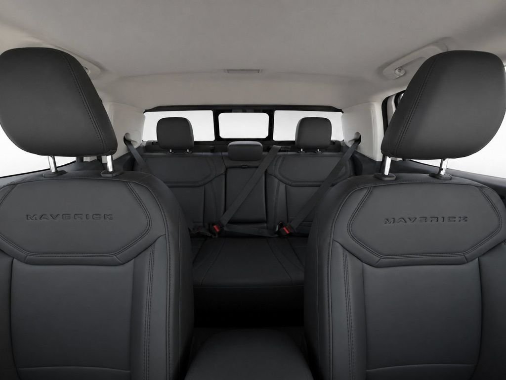 New 2026 Oxford White Ford Lariat® image 12