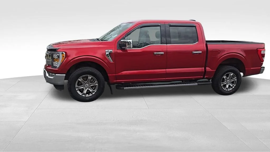 Used 2021 Red Ford XLT image 4