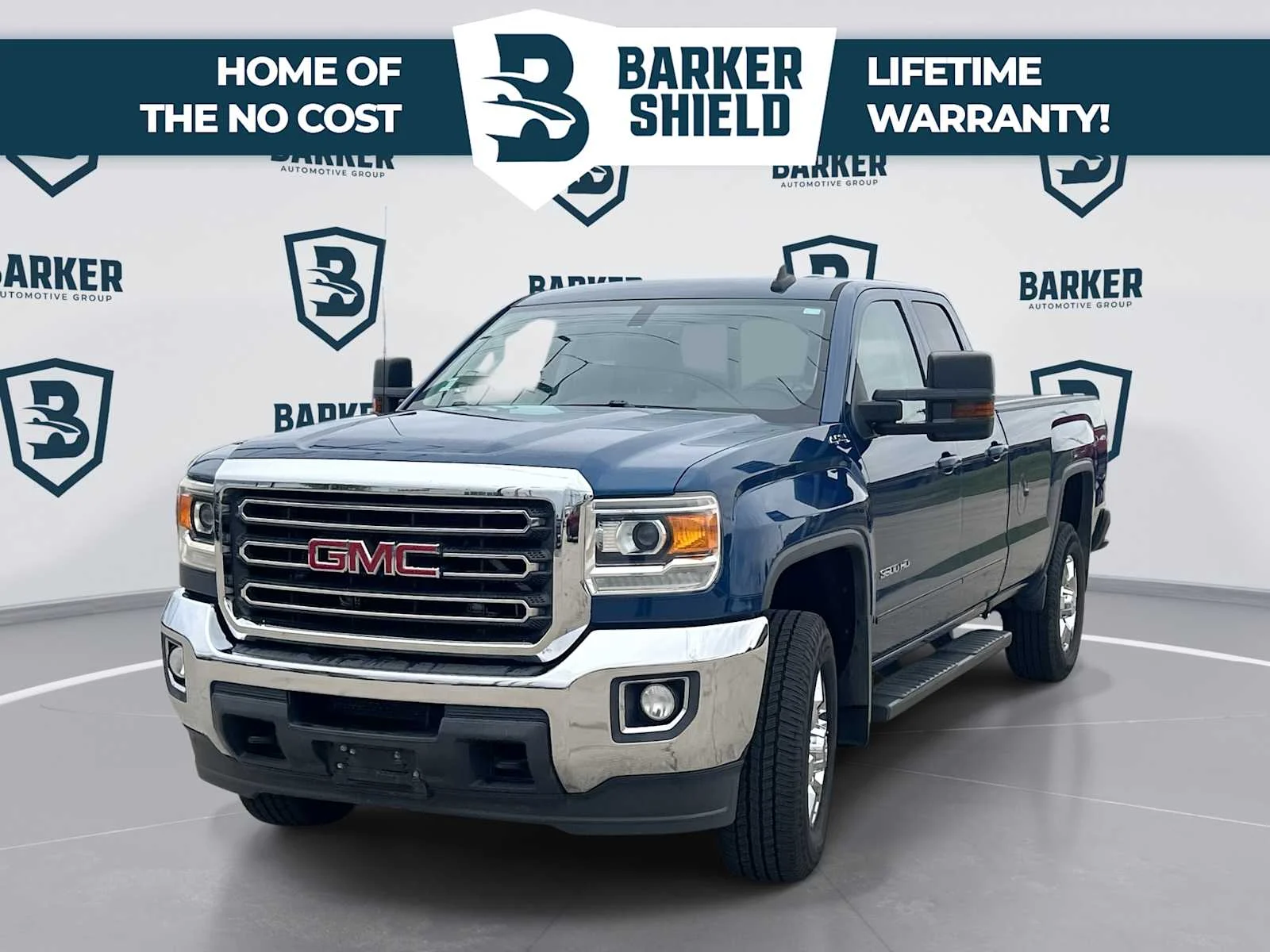 2016 GMC Sierra 4WD Double Cab Long Box SLE w/R9I's photo