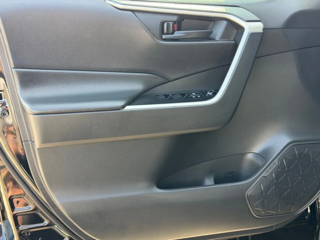 Used 2022 Black Toyota LE image 22