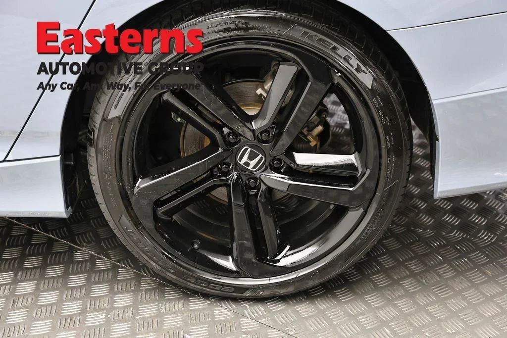 Used 2022 Gray Honda Sport image 9
