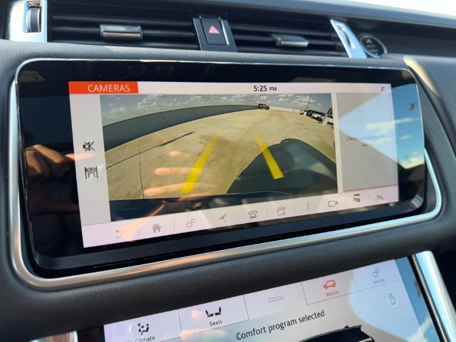 Used 2020 Gray Land Rover HSE image 21