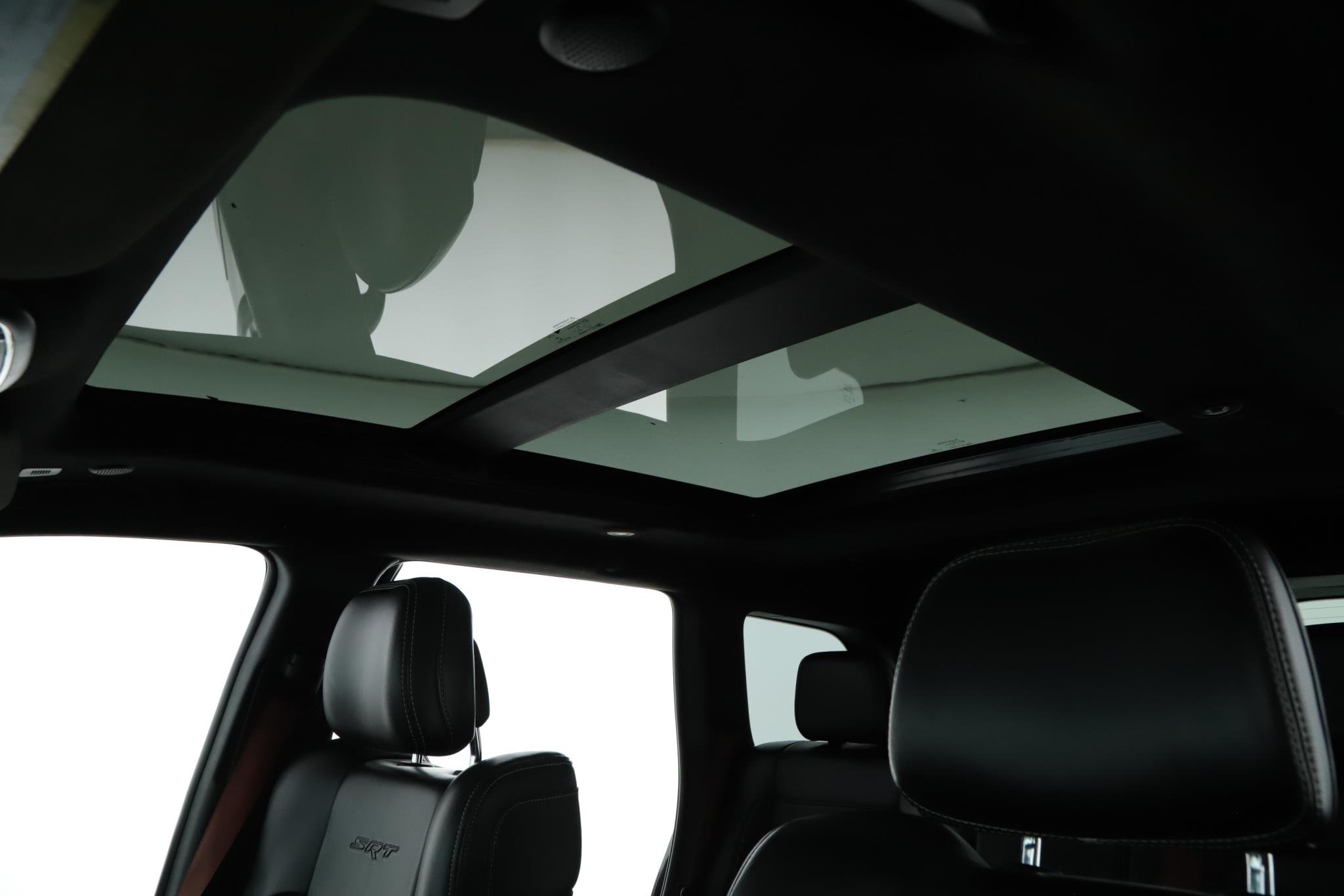 Used 2018 Diamond Black Crystal Pearlcoat Jeep SRT 4x4 image 5